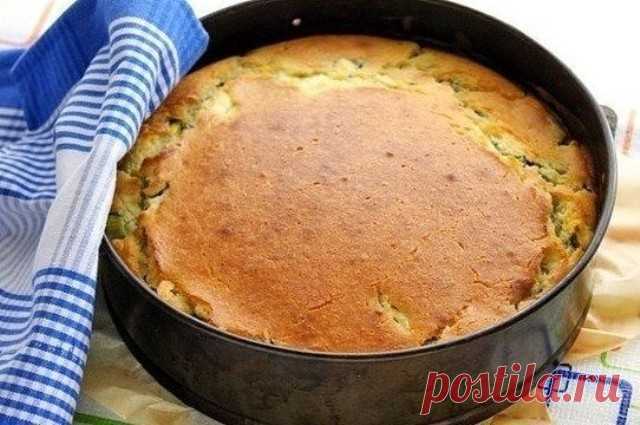 Быстрый заливной пирог с луком и яйцом Ингредиенты: Кефир (йогурт, сметана) — 400 г. Масло сливочное — 160 г. Сахар — 2 ст. л. Соль — 0,5 ч. л. Яйцо — 2 шт. Мука — 280 г. Разрыхлитель — 1,5 ч.