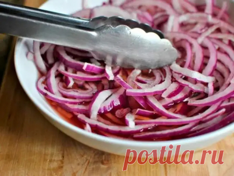 Как замариновать лук для салата просто, быстро, и очень вкусно - Будет вкусно - Медиаплатформа МирТесен