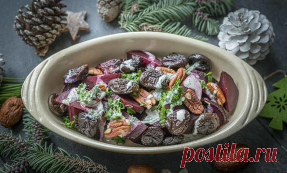 Запечённая свекла с черносливом в мандариновом соусе
