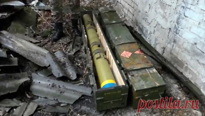 В Запорожской области на молочной ферме нашли тайник с ПТРК. В Запорожской области сотрудники отдела по противодействию экстремизму Временного управления МВД РФ обнаружили оружие в помещении фермы. Об этом сообщает "МВД Медиа". Инцидент произошел в селе Спасском. Представители ведомства ...