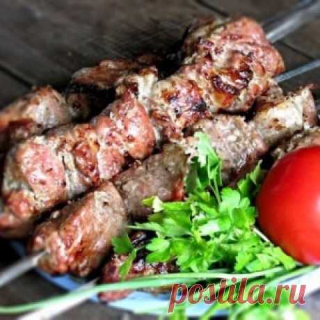 10 простых маринадов для шашлыка. А вы как маринуете?