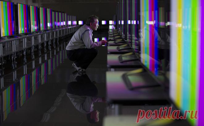 Sharp приостановил поставки в Россию. Sharp на время остановил экспорт в Россию вслед за японской NEC. Компании приняли такое решение на фоне санкций и ухудшения отношений между Россией и Японией