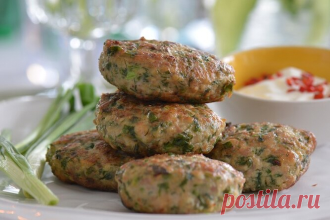 Вкуснейшие домашние котлеты. Простые рецепты из индейки, курицы, рыбы и овощей.