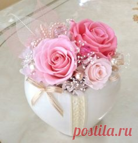 preserved flower arrange