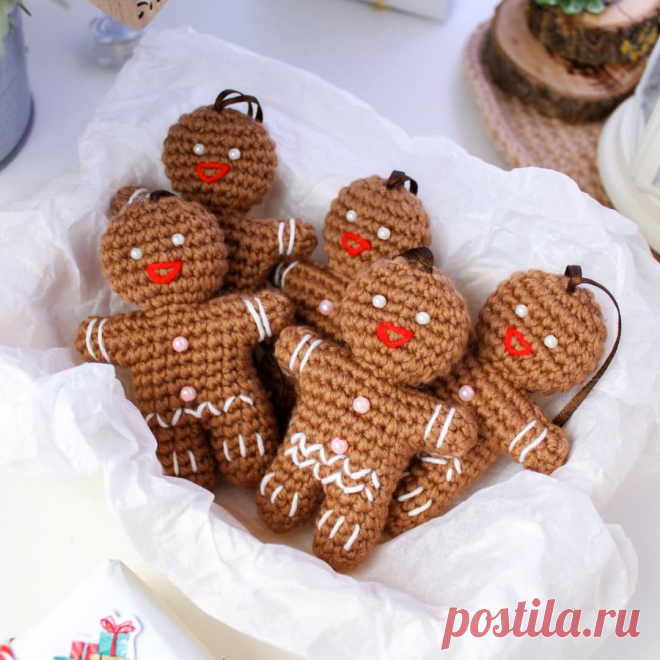 PDF Пряник крючком. FREE crochet pattern; Аmigurumi doll patterns. Амигуруми схемы и описания на русском. Вязаные игрушки и поделки своими руками #amimore - маленький пряничный человечек к Новому году, кукла, пупс, куколка, Рождество, печенье, печенька.