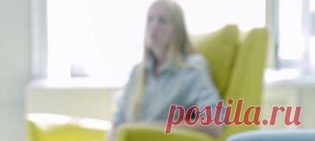 29-летняя Надежда, лингвист из Томска, старается быть удобной для партнеров, но они не ценят ее усилий. Психотерапевт Владимир Дашевский помогает ей понять, в чем причина этого несовпадения. #психологиялюбви #психологияотношений #мужчинаиженщина #психологияобщения #секретыобщения