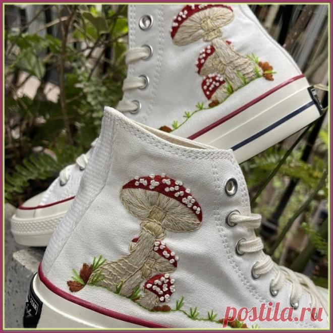 Украшаем кеды вышивкой. Автор Hoai_etsy