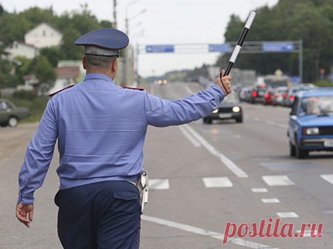 Распечатайте и положите в бардачок