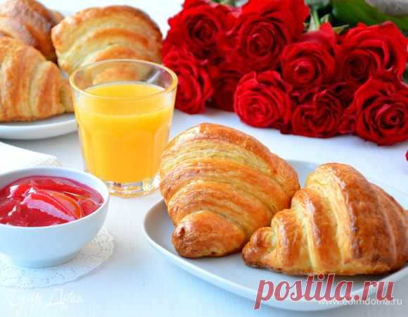 Французские сливочные круассаны, пошаговый рецепт на 4701 ккал, фото, ингредиенты - Альбина Кузнецова