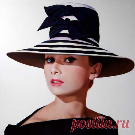 Audrey_Hepburn_4.jpg (1000×999)