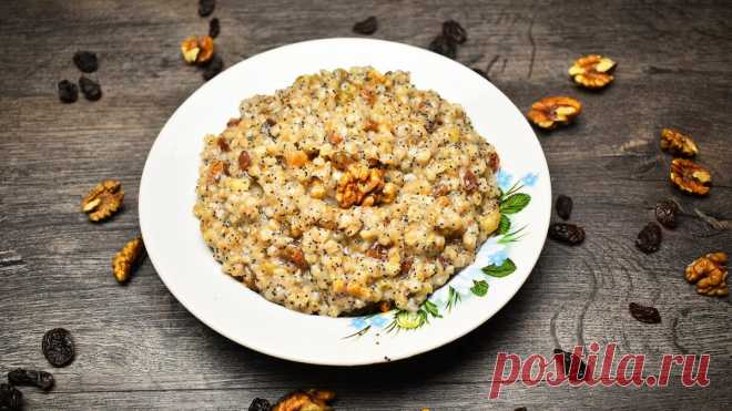 Вкусная кутья на рождество (обязательно так попробуйте приготовить)
Самая вкусная кутья на Рождество. Уже завтра у нас православных праздник Рождество Христово. И по давней традиции мы готовим прекрасное блюдо кутью. Названий этого блюдо множество: коливо, сочиво, канун, как и рецептов его приготовления. Сегодня я готовлю его и делюсь рецептом – кутья с изюмом. Рождественская кутья в моей семье обязательно должна присутствовать на столе […]
Читай пост далее на сайте. Жми ⏫ссылку выше
