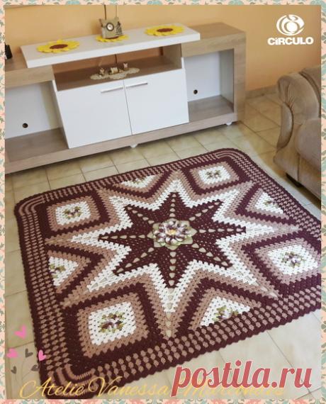 Tapete Quadrado Amor Perfeito em Crochê | Ateliê Vanessa Marcondes | Elo7 Tapete Amor Perfeito Quadrado
Confeccionado todo em Barroco Max Color da Círculo produtos. 100% algodão.
Fica lindo em sala ou até quarto .
Fazemos nas cores de sua preferência tbm .