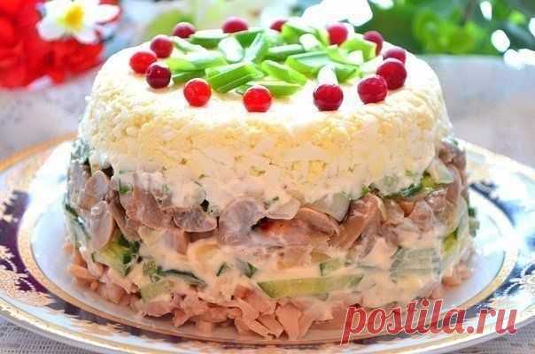 Куриный салат с грибами | Хочешь есть - рецептик есть!