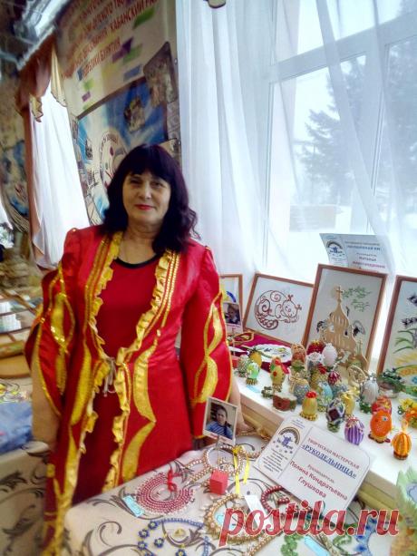 Творческая мастерская "Рукодельница" приглашает детей от 5 лет заняться бисероплетением.
Занятия помогут:
*развить мелкую моторику и мышц пальчиков
*сделать поделки самостоятельно
*выработать терпение и усидчивость
*чувствовать пространственное: 
воображение, фантазию,логику.
Педагог дополнительного образования
Глушкова Полина Кондратьевна.
 Запись в Доме творчества или по т. 89021644078