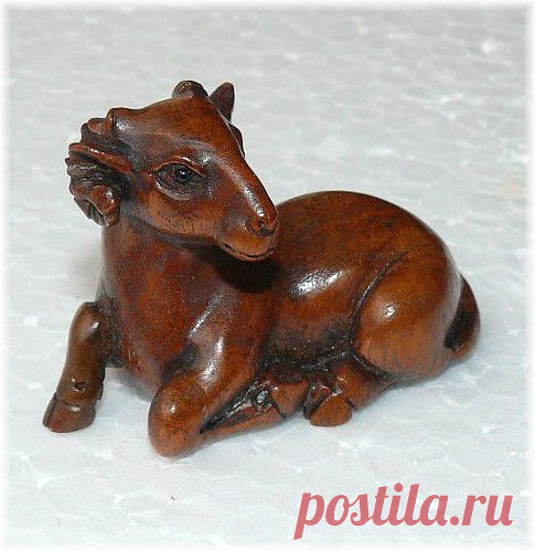 Японские нэцкэ и окимоно: подписная нецка из кипариса Овечка. Aoyama Do®