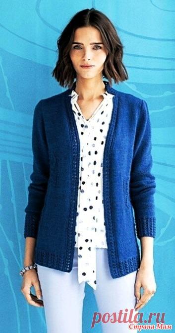 Кардиган «Zaffre». Спицы. Классический вязаный кардиган выполнен лицевой гладью и украшен ажурными мотивами в разных местах.  Размеры:  S (M, L, 1X, 2X, 3X)