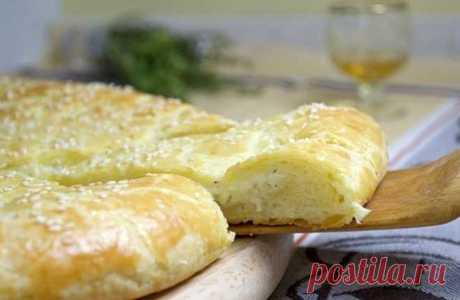 Вкуснейшие лепешки из творожного теста с сыром — муж в восторге