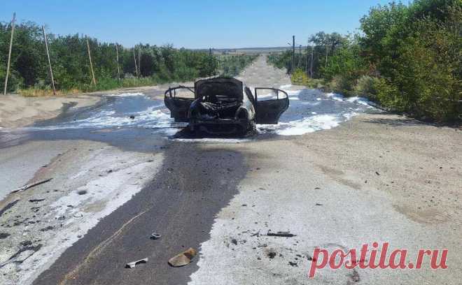 В Запорожской области при атаке на автомобиль погибли три мирных жителя. Три человека погибли при атаке на гражданский автомобиль в Запорожской области, сообщил губернатор региона Евгений Балицкий.