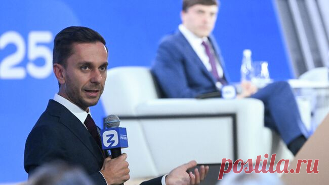 Глава "Знания" предложил поощрять школьников за хорошее поведение