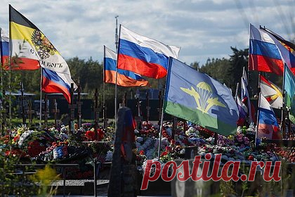 Могилы бойцов СВО осквернили в российском регионе