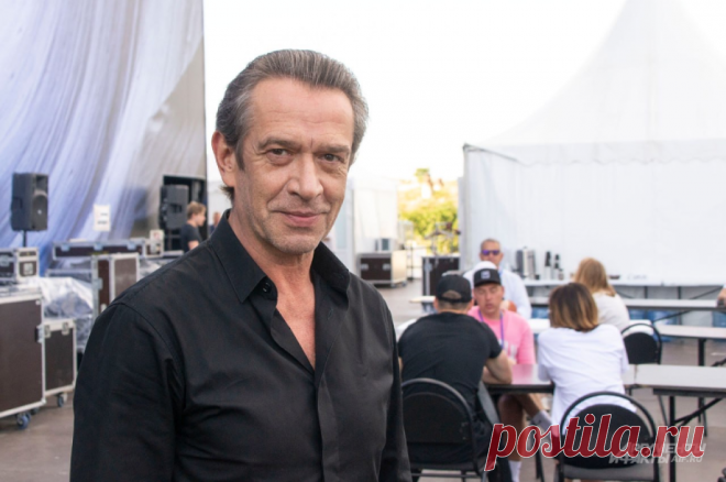 Машков: нам удалось продолжить дело Табакова по созданию театрального вуза. Олег Табаков мечтал о системном обучении старшеклассников актерскому мастерству.