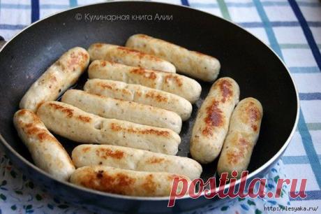 Нежнейшие домашние куриные сосиски.