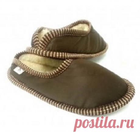 Бабуши из шерсти ТЕМНЫЙ ШОКОЛАД. Удобные, мягкие, красивые, тёплые домашние бабуши из шерсти
100% шерсть австралийского МЕРИНОСА
Верх: 100% ХЛОПОК
Подошва: твёрдый войлок