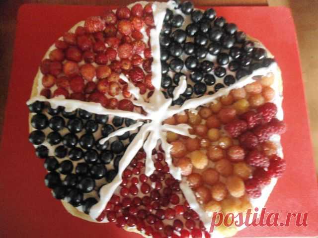 Пирог со свежими ягодами рецепт пошаговый http://ligakulinarov.ru/r/pirog_so_svezhimi_yagodami_2119