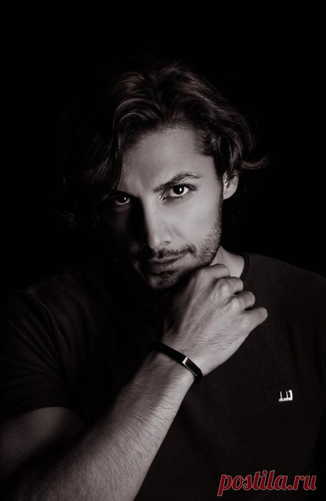 Идеализация – Обесценивание – Утилизация. Этапы в отношениях с нарциссом и психопатом
Деструктивные партнеры, к которым относятся #нарциссы и психопаты, во многом достаточно предсказуемы. Идут по привычным схемам и сценариям, задействуют давно отработанный набор манипулятивных приемов. Когда человек влюблен, когда он во власти психопата или нарцисса, то он многое не замечает. Очарованный...
Читай пост далее на сайте. Жми ⏫ссылку выше