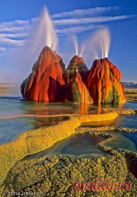 Fly Geyser, Nevada