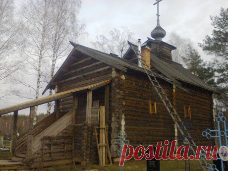 Памятник деревянного зодчества в имении князей Пожарских в д.Юрино. Икона Казанской божьей матери передана, по моему в церковь с.Бурцево