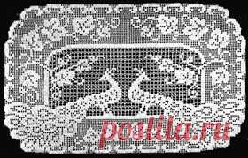 Hobby lavori femminili - ricamo - uncinetto - maglia: centro filet pavoni con schema