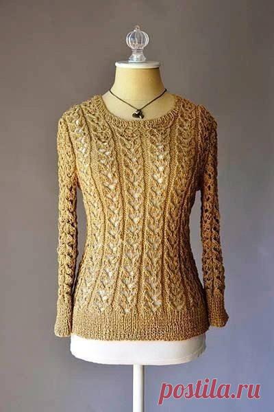 ​Элегантный вязаный джемпер с узором полосками