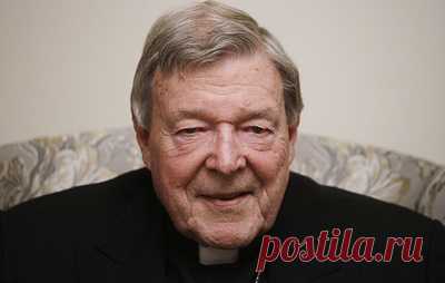 Умер австралийский кардинал Джордж Пелл. Как указывает агентство ANSA, причиной смерти могли стать осложнения после хирургического вмешательства