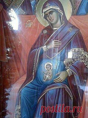 Икона Божьей Матери со Христом во чреве.