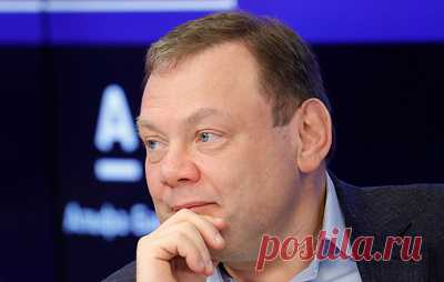 FT: Фридман и Авен продадут свои доли в Альфа-банке Косогову за $2,3 млрд. По данным издания, живущие в Лондоне бизнесмены "хотят сделать все возможное, чтобы избавиться от своих российских активов, добиваясь снятия санкций"