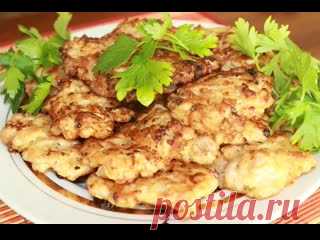 Рубленые куриные котлеты.Очень вкусные,сочные и аппетитные. Нам понадобится:-куриные окорочка-3шт (можно использовать грудку)-лук-3шт-чеснок-5-6зубчиков-1яйцо-майонез-4-5ст.ложек-2-3ч.л.крахмала или муки-соль,перец-по вкусу-приправы для мяса-по желанию-растит.масло-для жарки