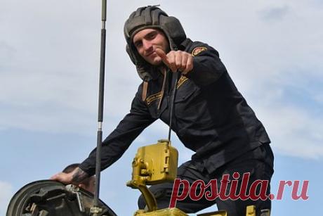 Армянская армия откажется от восклицания «Ура!». Минобороны Армении сообщило, что оставшееся с советских времен восклицание «Ура!» заменят на «Кецце!», в переводе означающее «Да здравствует!». Соответствующие изменения планируется внести в новый армейский устав: «Это междометие досталось в наследство еще с Советской армии, но сейчас решено &quot;локализовать&quot;».