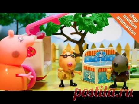 СВИНКА ПЕППА Угощает друзей мороженым. Мультик из игрушек для самых маленьких Веселые Карусели - YouTube