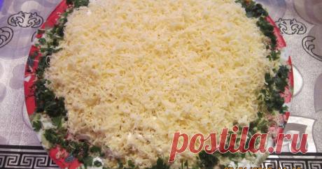 Салат "Моя прелесть" Автор рецепта Станислава Аглова Классный рецепт - Салат "Моя прелесть"! Вот еще один  салат,который я придумала. Пришли в гости сынуля с невесткой и я решила чем то новеньким их угостить...мама сказала, что салат прелесть , я так и назвала его.Салат и правда вкусный получился и не дорогой.