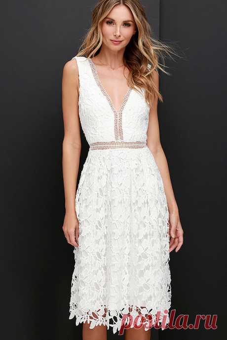 Beloved Bloom Ivory Lace Midi Dress at Lulus.com!