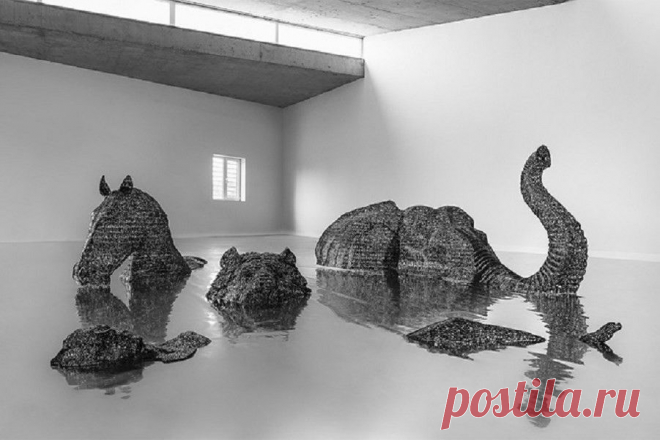 Скульптура из иероглифов - Все интересное в искусстве и не только.