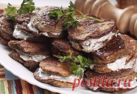 Невероятно вкусные печеночные оладьи в сметанном соусе, блюдо для гурманов 


С первого раза Вы любите в них! Обещаем!









Печёнка – продукт, который любят далеко не все. Аппетитные печёночные оладьи в нежном сметанном соусе помогут вам раз и навсегда изменить представл…