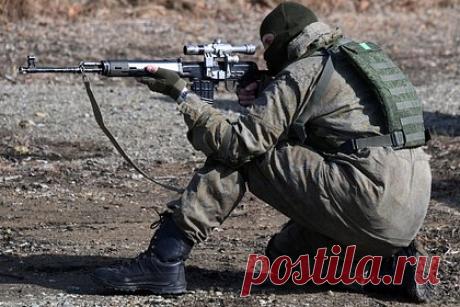 Под Угледаром российские морпехи взяли в плен группу бойцов ВСУ. В районе Угледара бойцы 40-й бригады морской пехоты Тихоокеанского флота взяли в плен группу украинских солдат. В опубликованном видео командир роты Руслан Курбанов рассказал, что бойцов взяли в ходе штурма украинских позиций благодаря танковому прорыву. Курбанов заявил, что с пленными будут обращаться достойно.