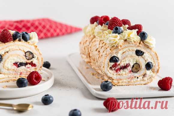 Воздушное удовольствие: как приготовить меренговый рулет - БУДЕТ ВКУСНО! - медиаплатформа МирТесен