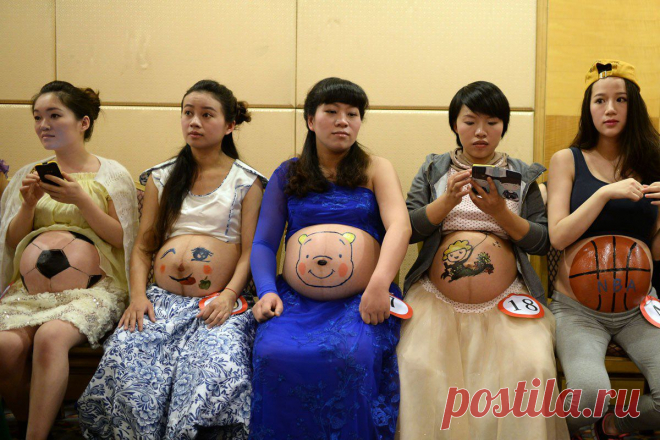 Чунцин. Китай. Муниципальная больница организовала конкурс беременной женщины. Более 30 изображений пожеланий, ожиданий. будущего ребенка. Здоровье матери: