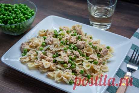 PASTA PISELLI E TONNO | Fatto in casa da Benedetta La pasta piselli e tonno è un gustoso primo piatto perfetto per il pranzo e la cena di ogni giorno. Provatela è una vera delizia!
