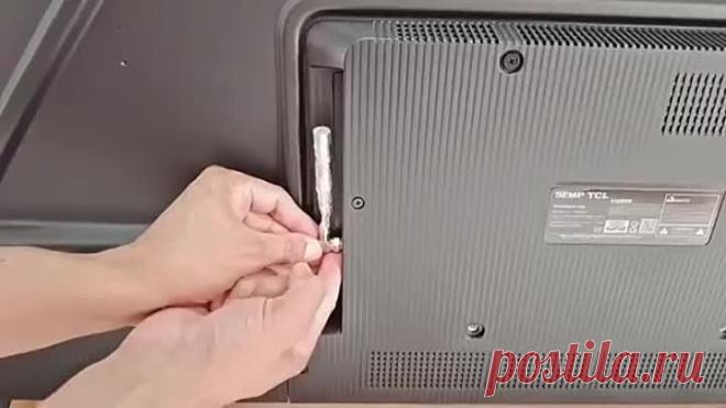 Вставьте шприц в телевизор и смотрите тысячи спутниковых каналов со всего мира!