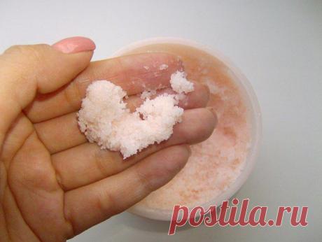 Сахарный скраб для шелковистости кожи.