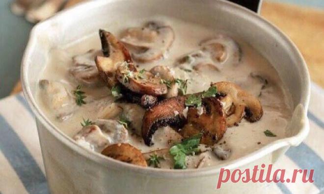 Мега вкусные шампиньоны в соусе Представляем вашему вниманию рецепт очень вкусных шампиньонов, которые понравятся абсолютно всем.  Для приготовления такой вкуснятины вам понадобится буквально три ингредиента. Грибочки в сочетании с натуральным йогуртом и соевым...